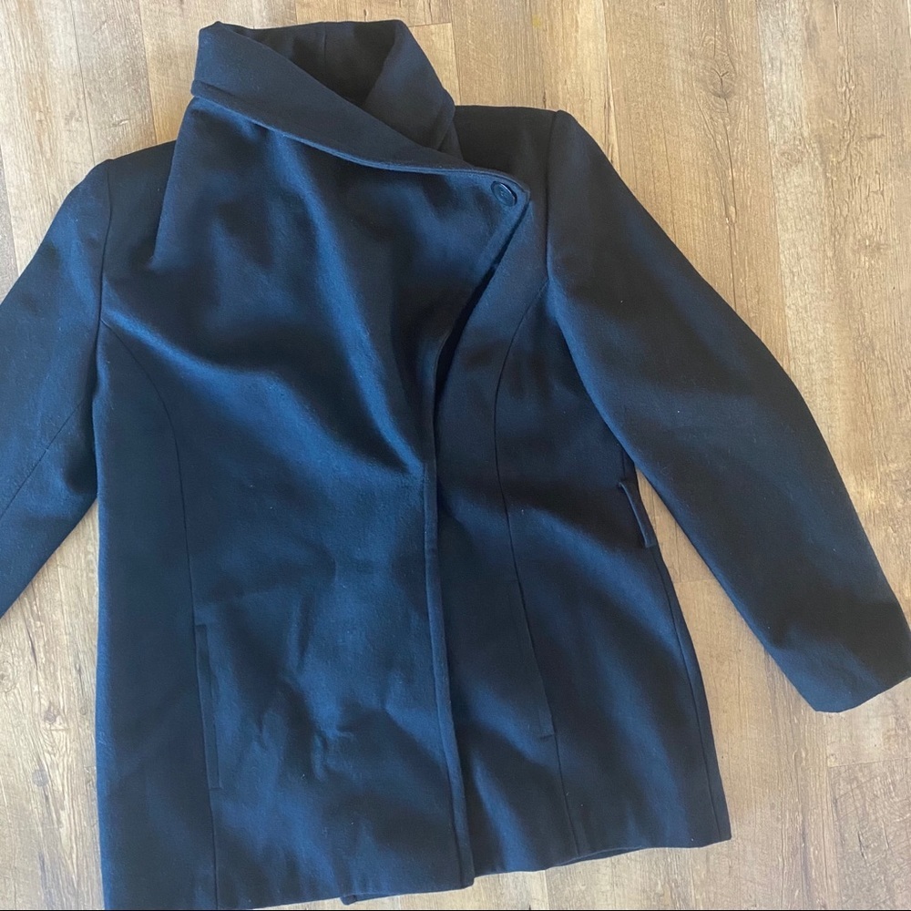 NWOT Collezione Wool Oversized Collar Wrap Coat